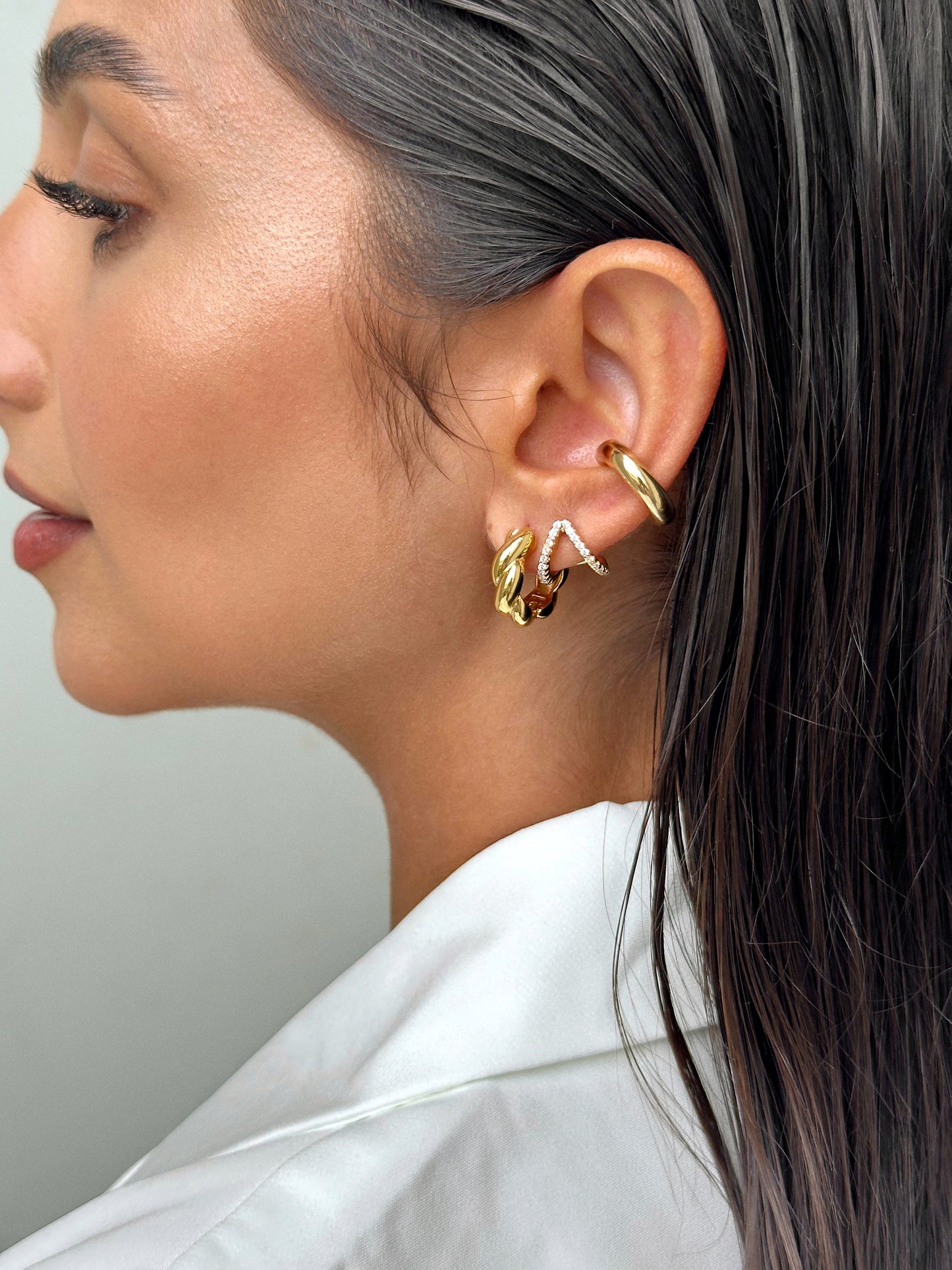 Brinco Laura Cravejado