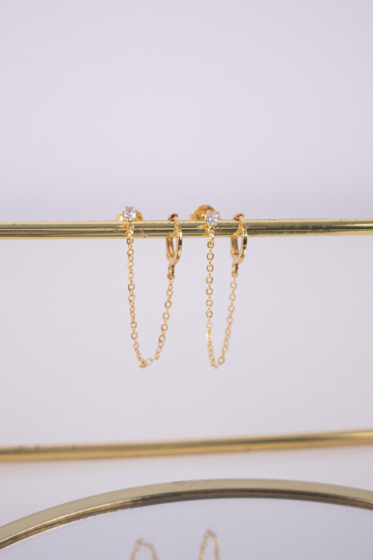 Brinco Ear Line Ponto de Luz