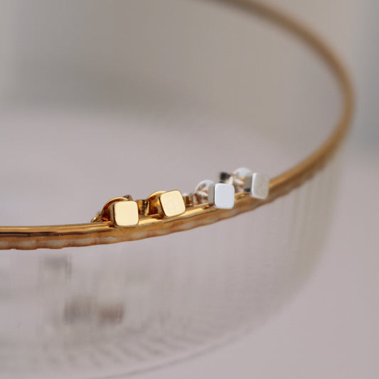 Brinco Mini Quadrado