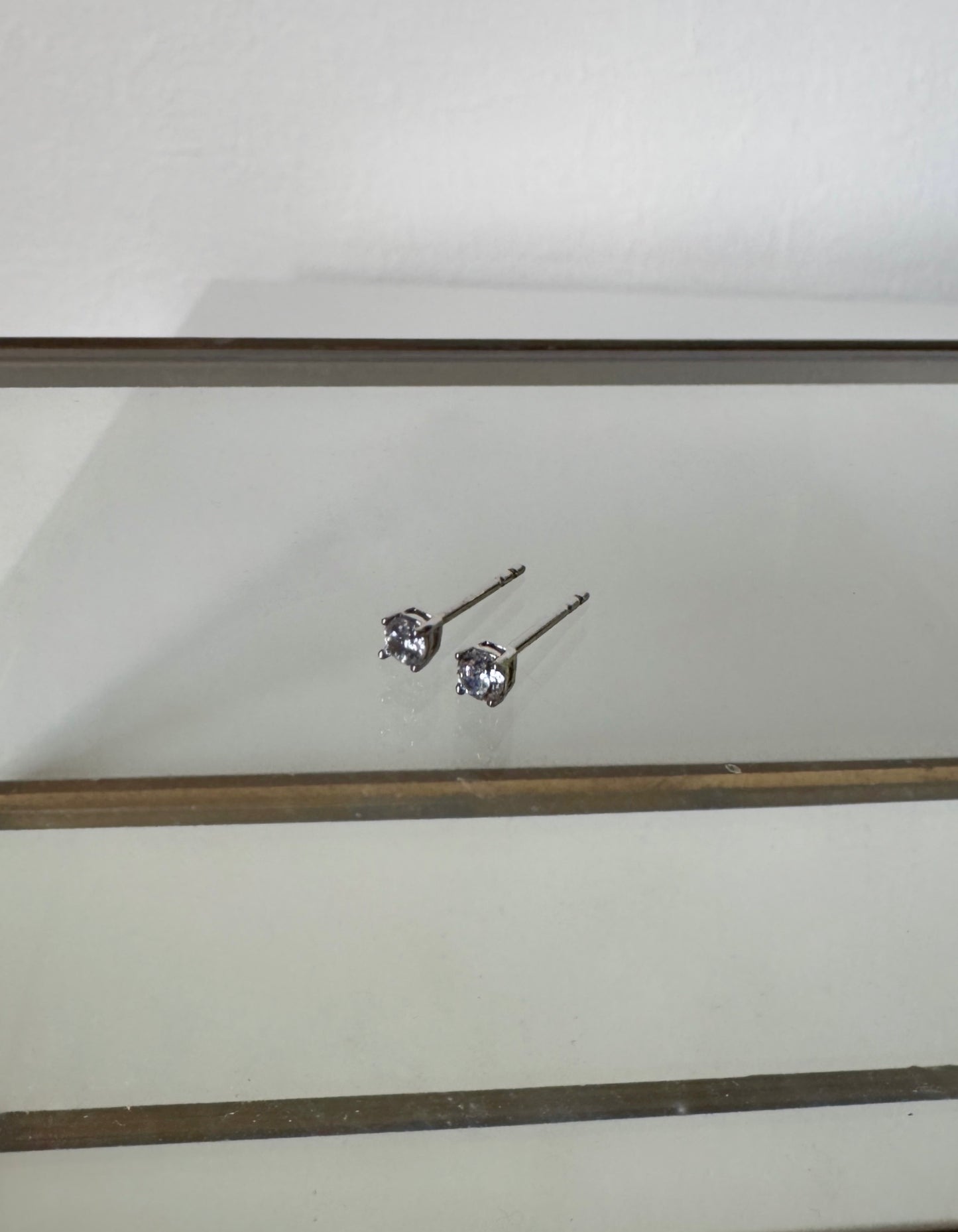 Brinco Mini Ponto de Luz