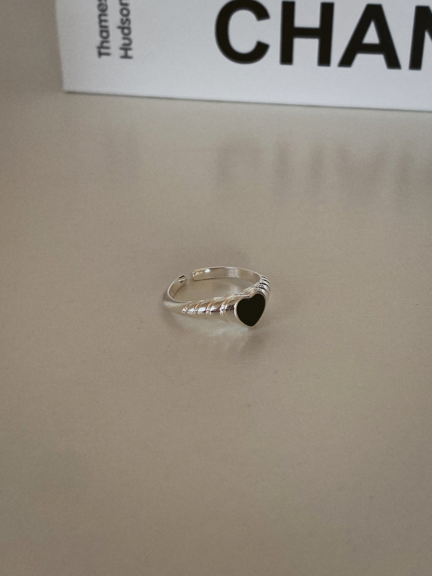 リザ調整可能リング