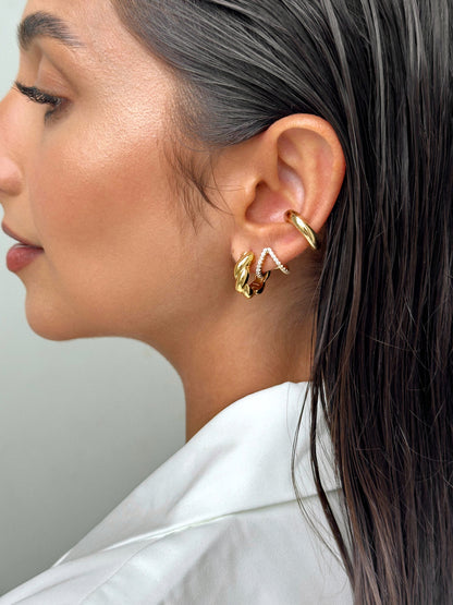 Brinco Laura Cravejado